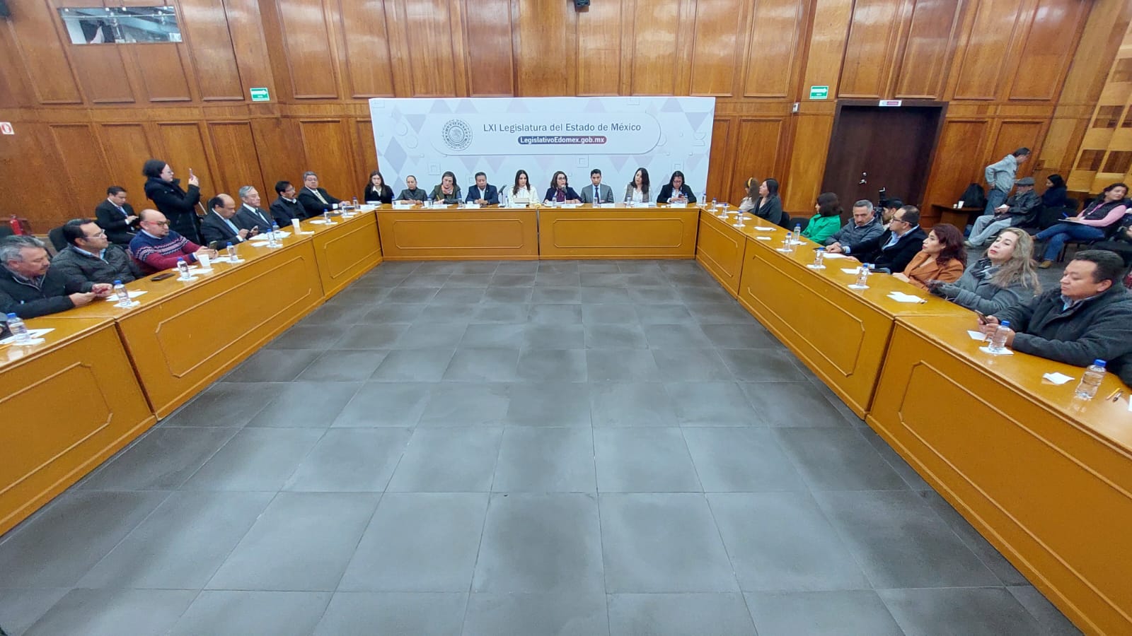 Periodistas mexiquenses evalúan la aplicación de su Ley a 2 años 5 meses de publicarse  