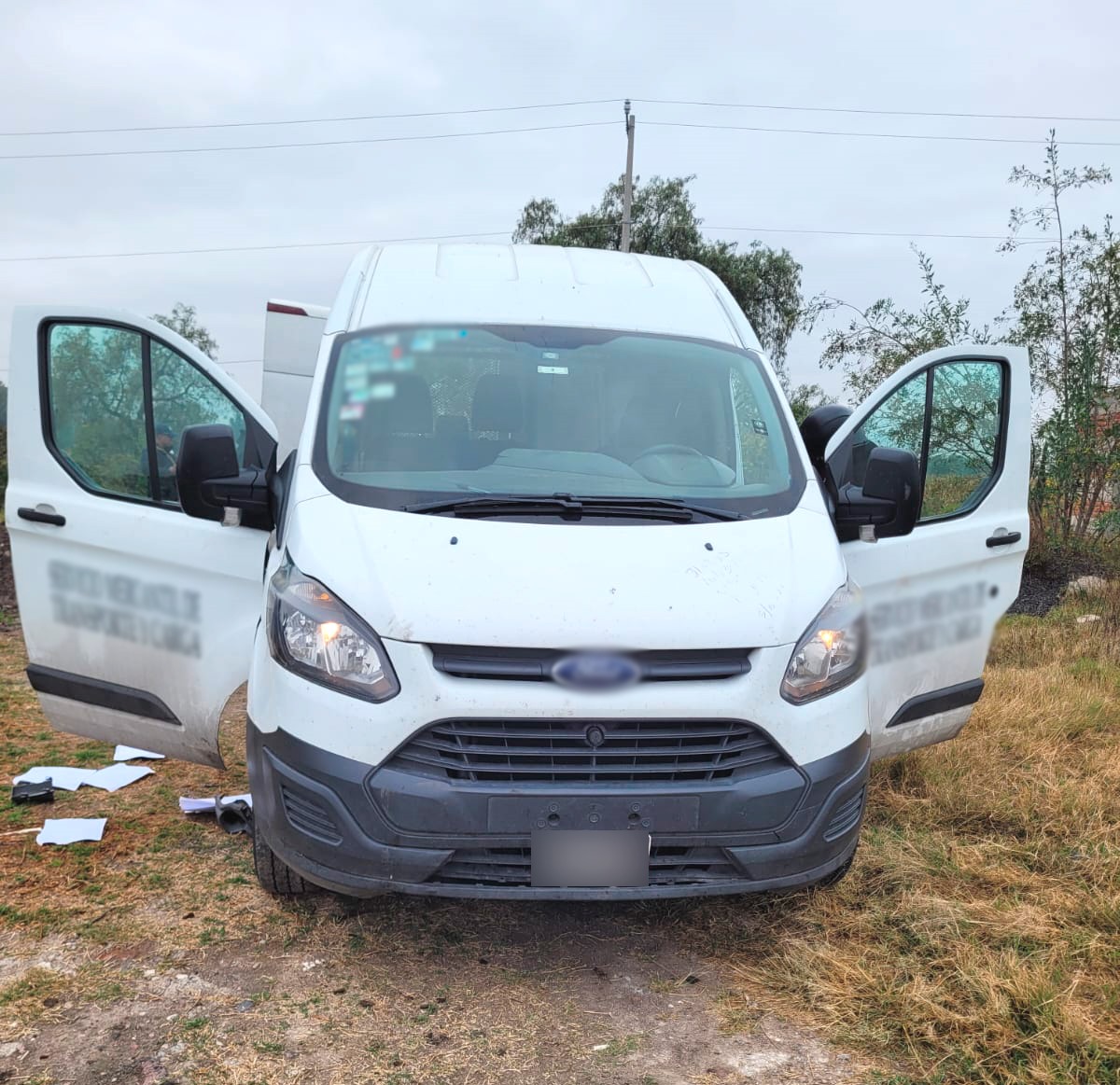 Recuperan camioneta con mercancía valuada en 20 mil pesos