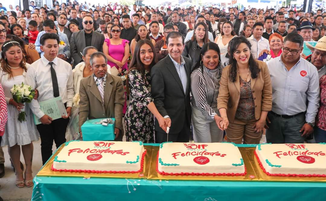 Dijeron “Sí” 222 parejas en boda comunitaria registrada en Toluca