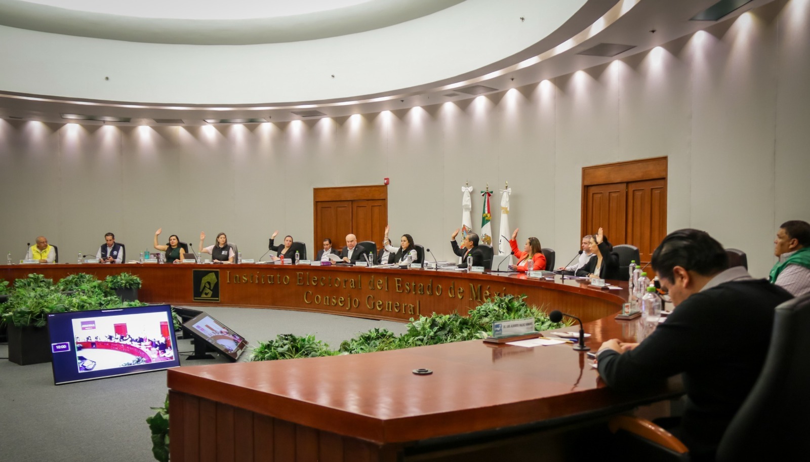 En Edomex arrancó la disputa por las 125 presidencias municipales y 75 diputaciones locales…  los“Tronos Mexiquenses”