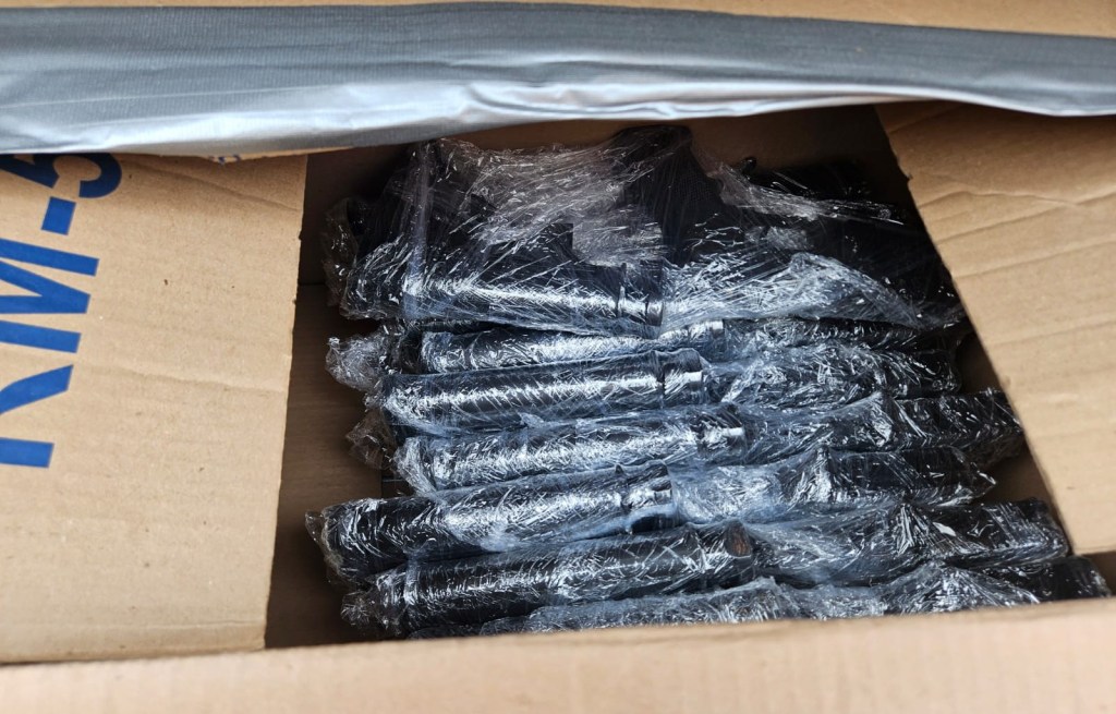 En Chimalhuacán aseguran a sujeto con un gran arsenal  