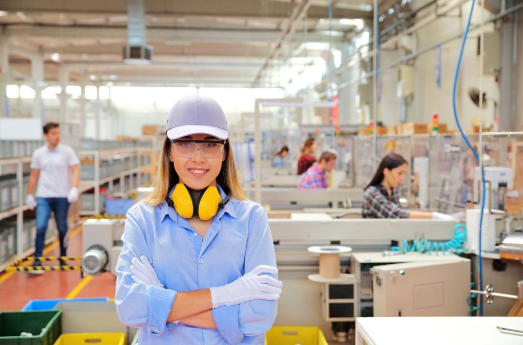 81 de 100 jóvenes en México trabaja de forma subordinada y/o asalariada:&nbsp;INEGI