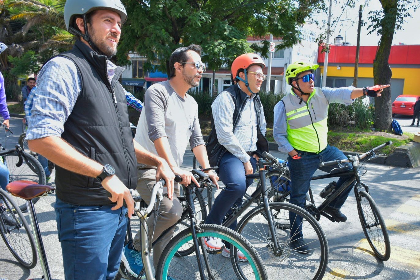 Secretario de Movilidad apuesta al diálogo para impulsar ciclovía en avenida Isidro Fabela de Toluca