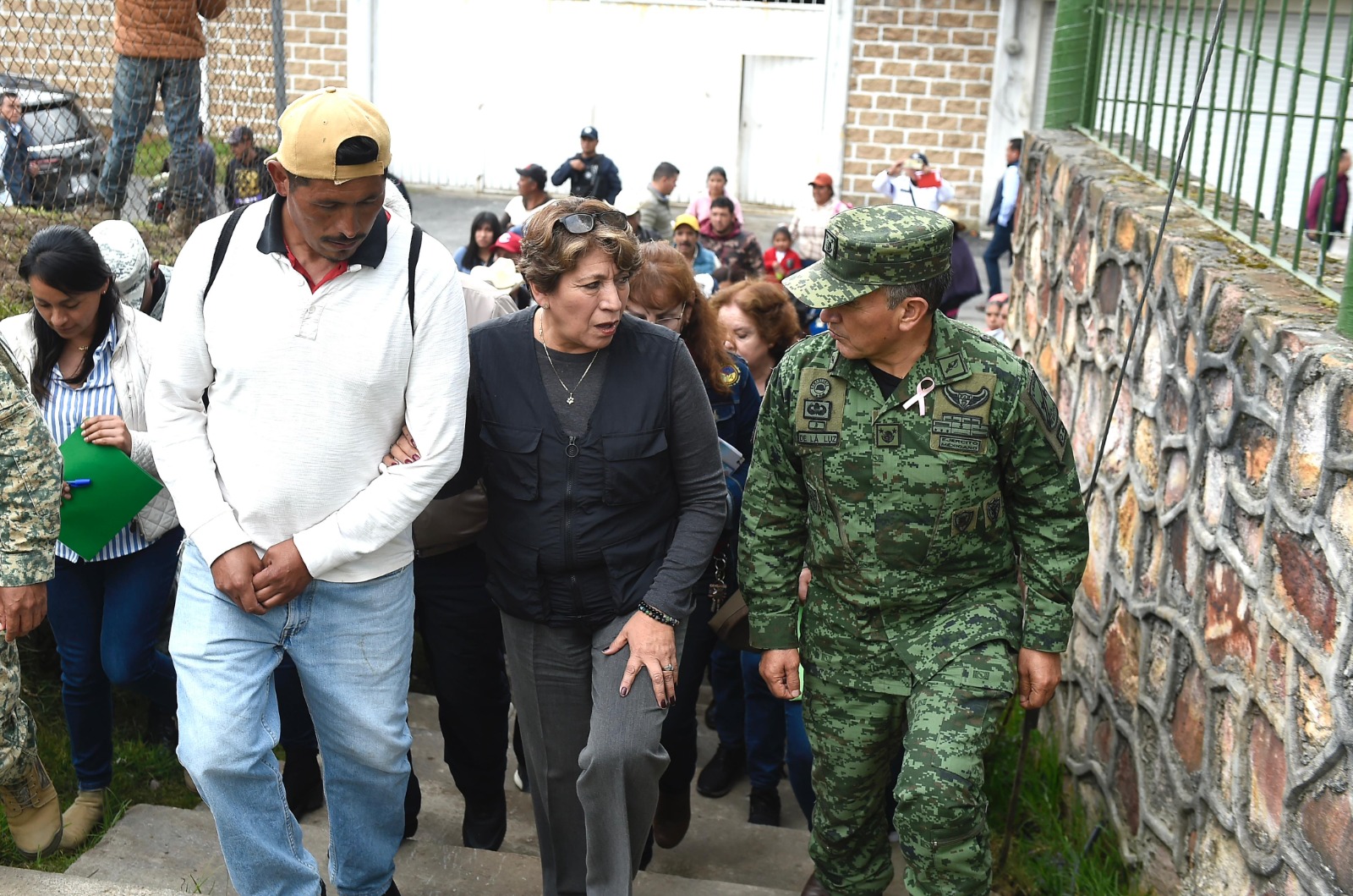 Gobernadora Delfina Gómez acude a Texcaltitlán; supervisa avances de cuerdos con comunidad