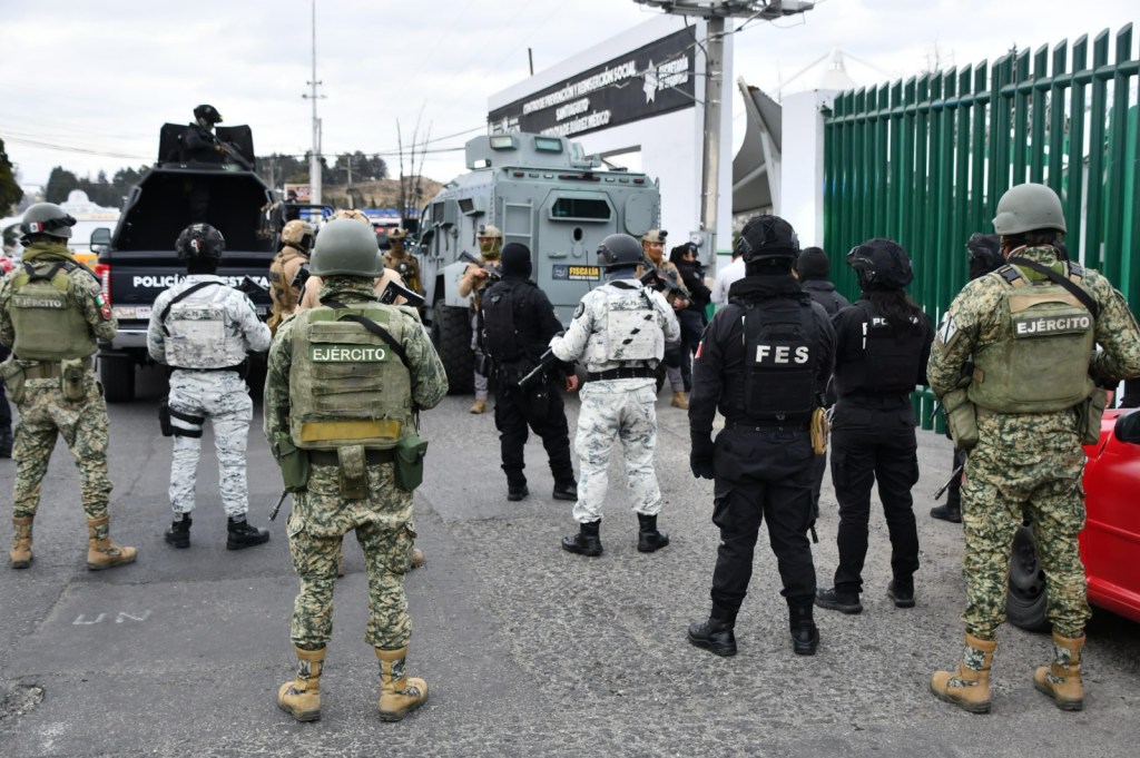 Caen otros 15 por «Operativo Enjambre» en Santo Tomás de los&nbsp;Plátanos