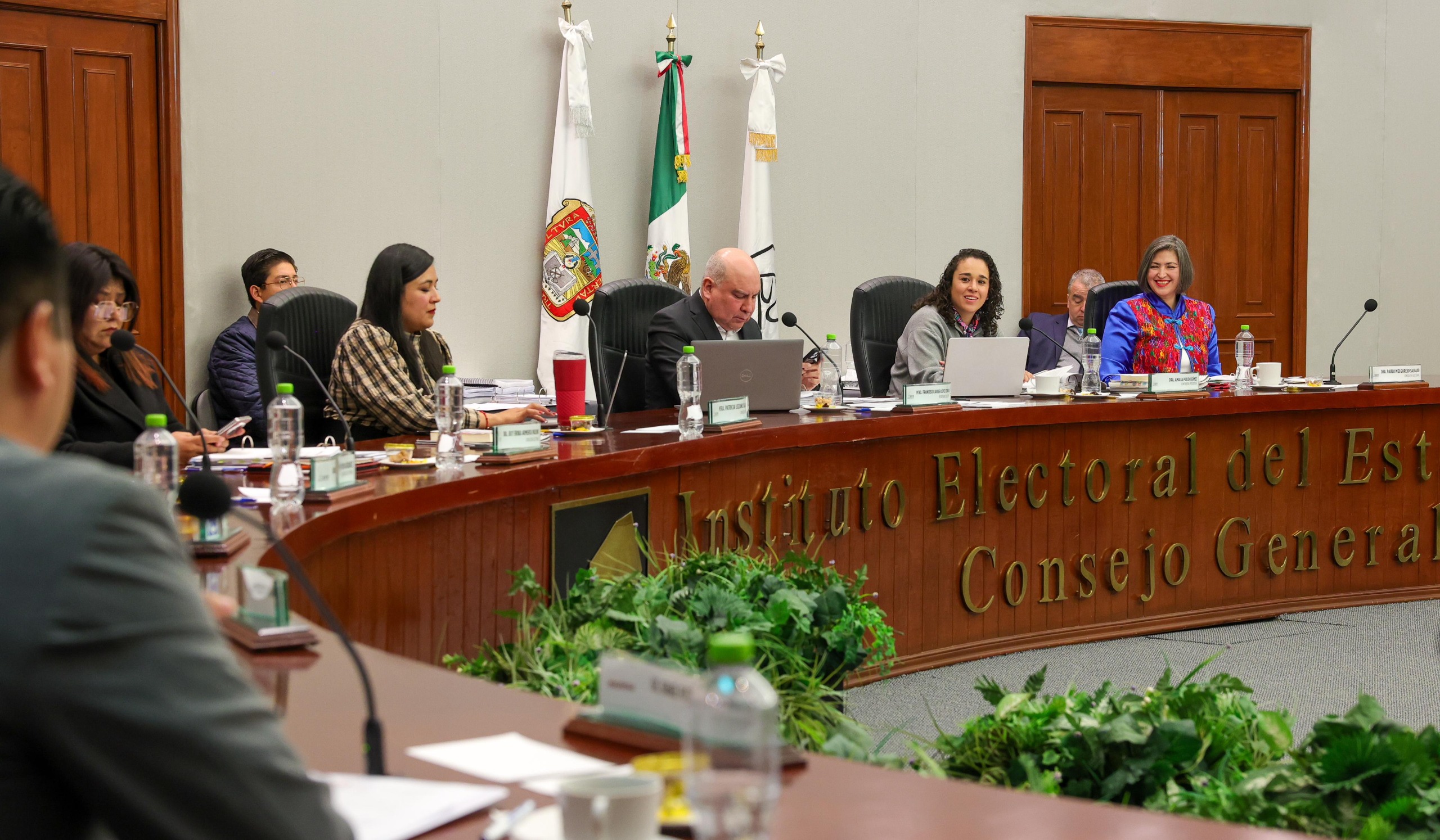 Aprueba IEEM ajuste a su presupuesto de 1,700 MDP; 58% va para partidos políticos