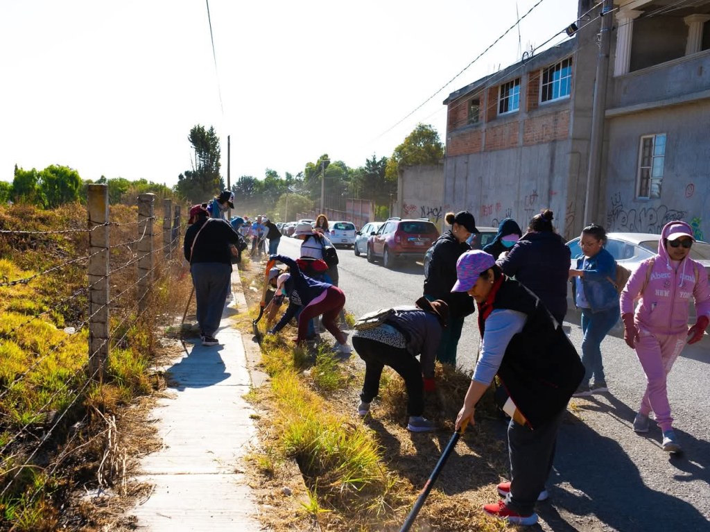 Alcalde de Toluca pide a vecinas y vecinos emprender trabajo coordinado para resolver los&nbsp;problemas