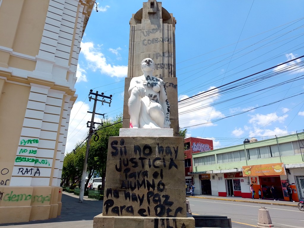 Piden disculpas a estudiantes paristas, reconocen que son valientes y les piden&nbsp;diálogo