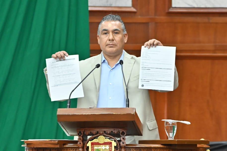 Octavio Martínez arremete nuevamente contra&nbsp;Fiscal