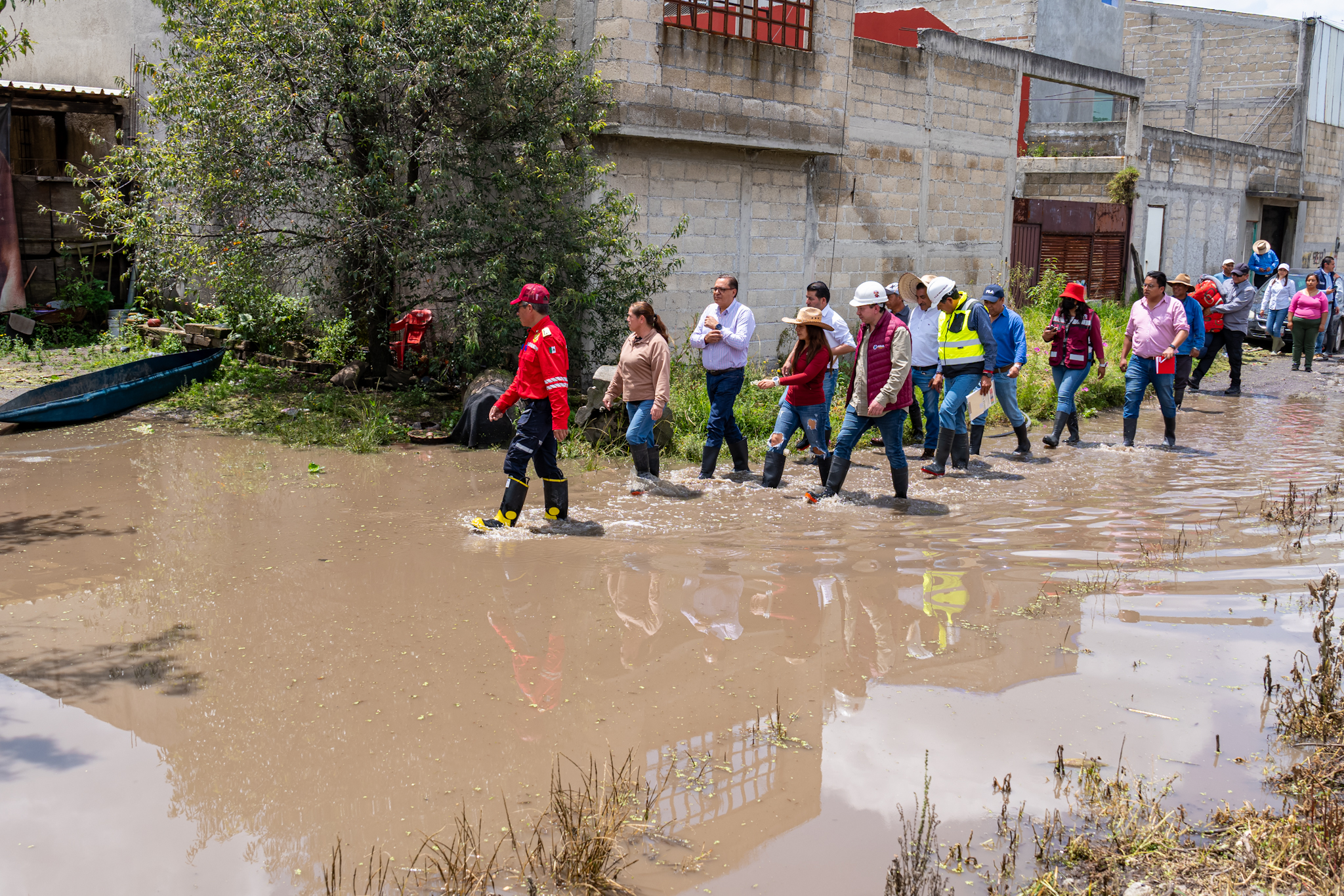 Alcalde de Toluca supervisa acciones en la Constitución Totoltepec