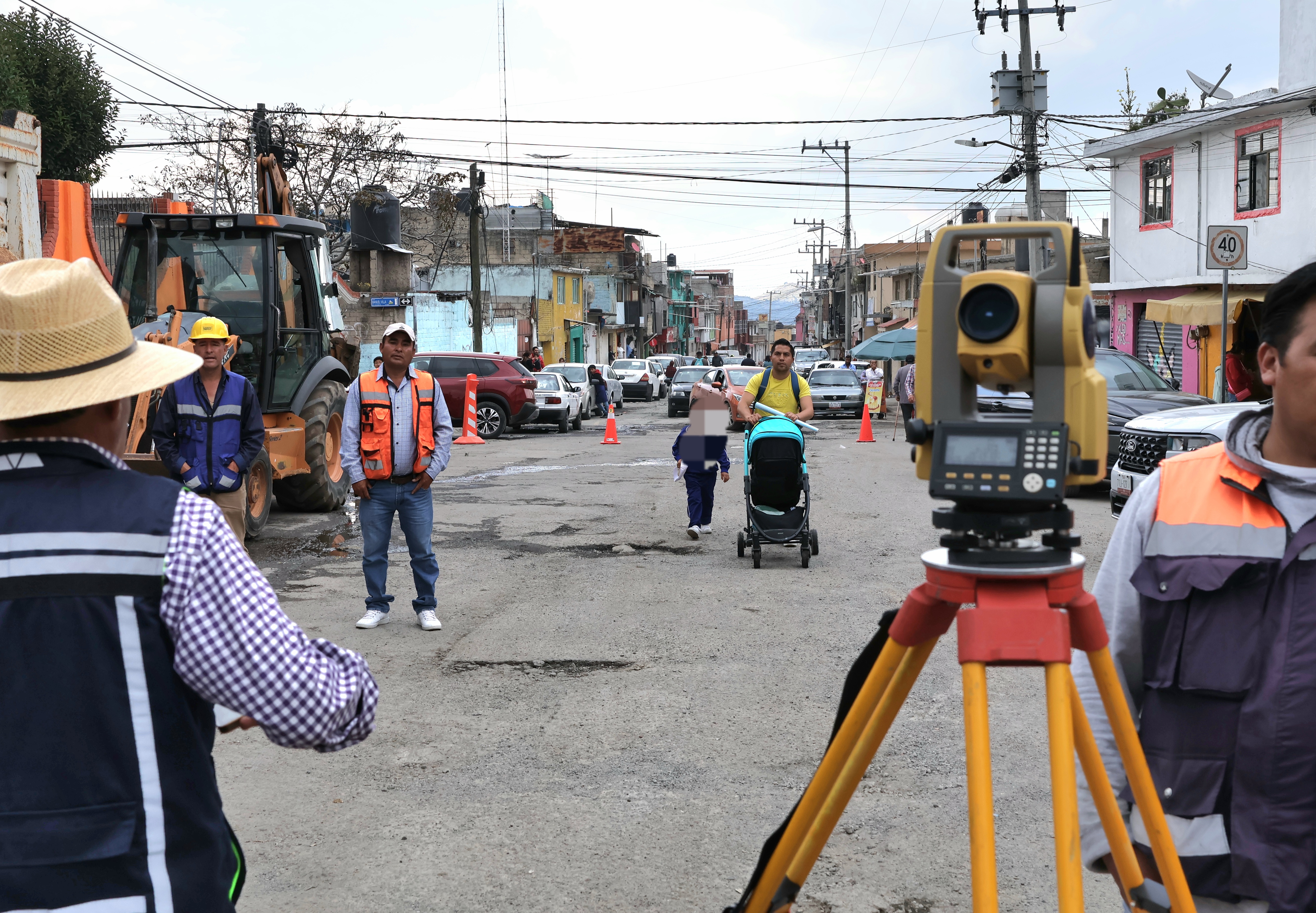 Inicia pavimentación con concreto hidráulico en Cacalomacán